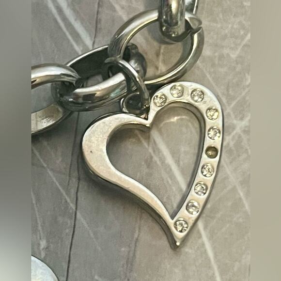 Silver tone heart watch and Pandora style bracelet - Picture 5 of 8